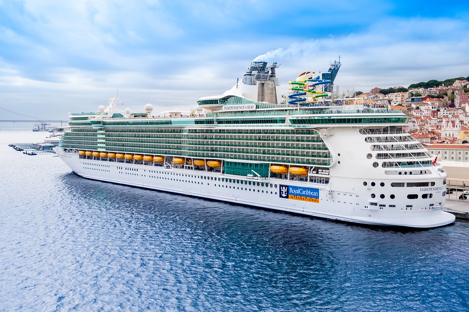 You are currently viewing Royal Caribbean bans portable WiFi routers – Travel News