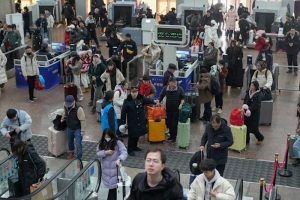 Read more about the article China's Lunar New Year travel rush kicks into high gear with 9 billion trips expected – KPRC Click2Houston