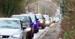 Read more about the article Live Monday travel updates as key roads left 'partially blocked' – Stoke-on-Trent Live