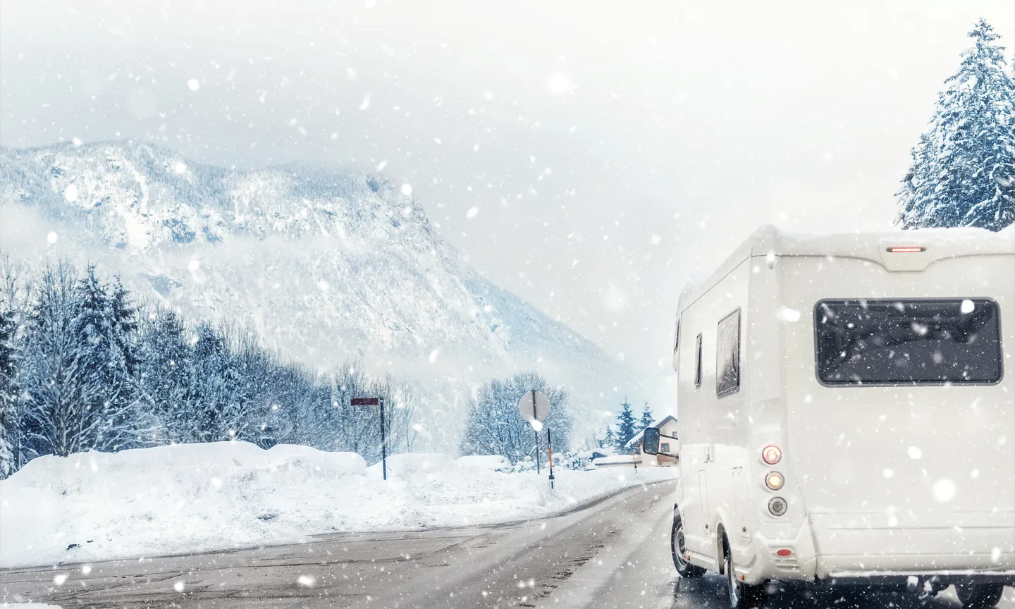 You are currently viewing 10 Essential Tips for Winter RV Camping – NerdWallet