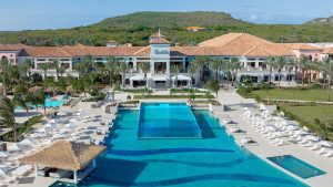 Read more about the article American Travelers Are Driving a Tourism Boom on the Caribbean Island of Curacao – Caribbean Journal