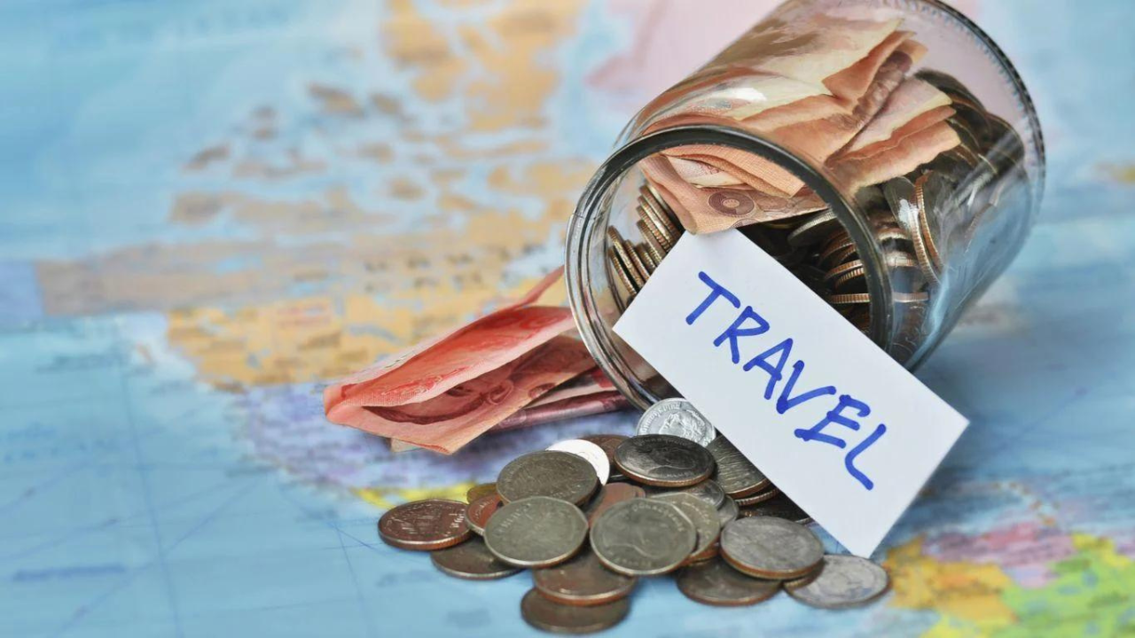 You are currently viewing Travel Tips: Don’t forget to carry these things during traveling – Times Bull