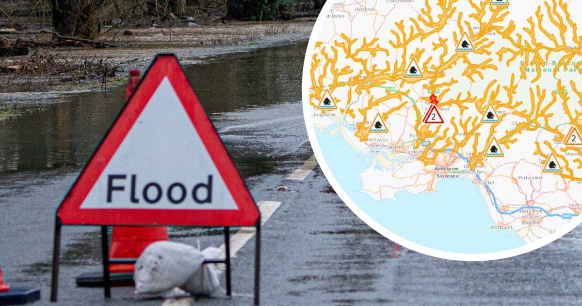 You are currently viewing Amber weather warning, flood alerts and travel disruption – live updates – Wales Online