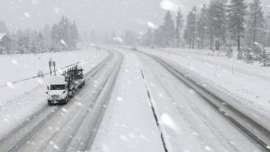 Read more about the article Winter storm warning issued near Lake Tahoe ahead of 'difficult to impossible' travel conditions – KTVU FOX 2 San Francisco