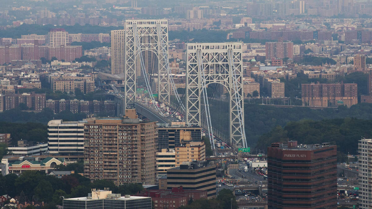 You are currently viewing Fuel Spill Causes Major Delays on George Washington Bridge – iHeart