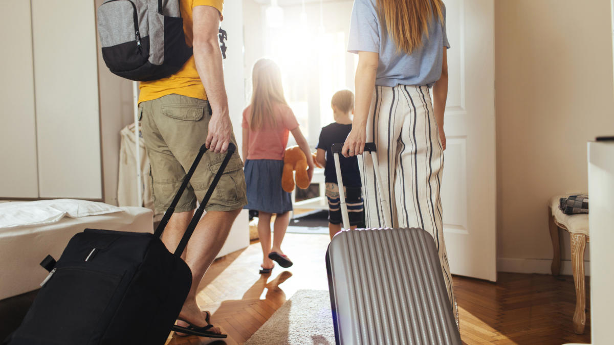 Read more about the article 79% of Americans Are Budgeting To Travel in 2025: Tips for Financially Smart Travel