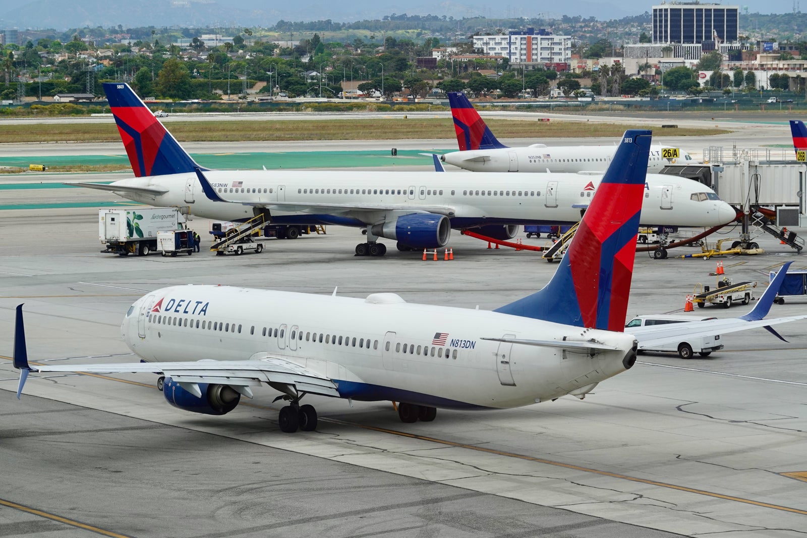 You are currently viewing Delta Air Lines cuts 2 Central America routes, adds 2 West Coast ones – The Points Guy