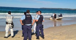 Read more about the article Boat with five on board hits wave, capsizes off Barrack Point – Illawarra Mercury