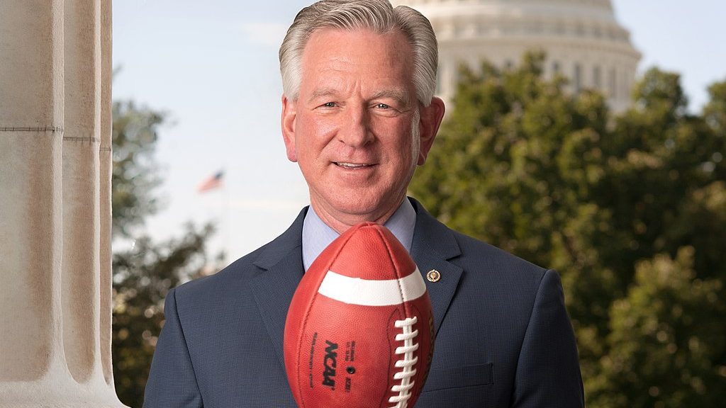 You are currently viewing Tuberville’s travel trail points to home in Florida, not Alabama – Alabama Political Reporter