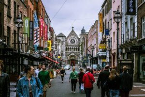 Read more about the article Labour Day travel trends: Romanians embrace shorter stays and new getaways – business-review.eu