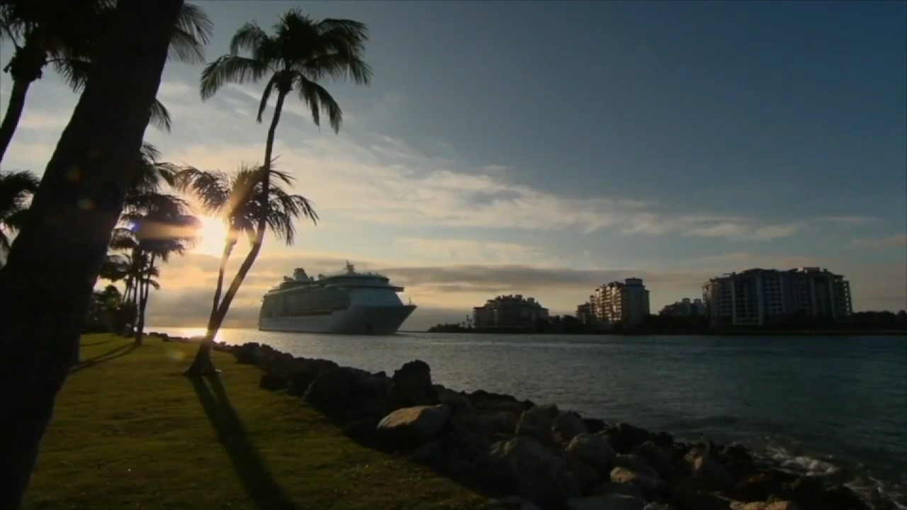 You are currently viewing Florida family’s travel plans in limbo after Royal Caribbean changes port destination to Haiti with less than a week’s notice – WSVN