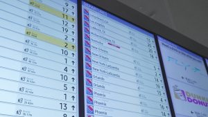 Read more about the article Flights canceled, delayed at DFW Airport, Dallas Love Field – WFAA