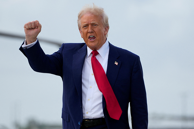 You are currently viewing Trump travels to Florida – Honolulu Star-Advertiser