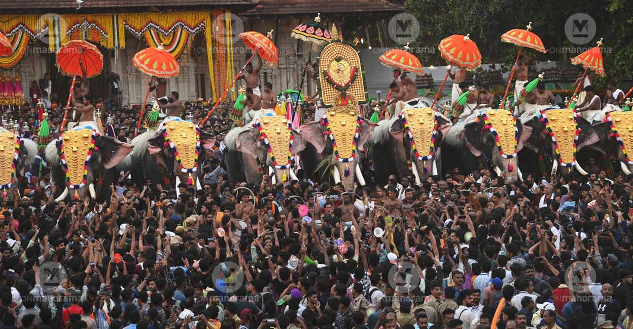 You are currently viewing Thrissur Pooram: Proud to witness my first Pooram as Thrissur's MP, says Suresh Gopi – Onmanorama