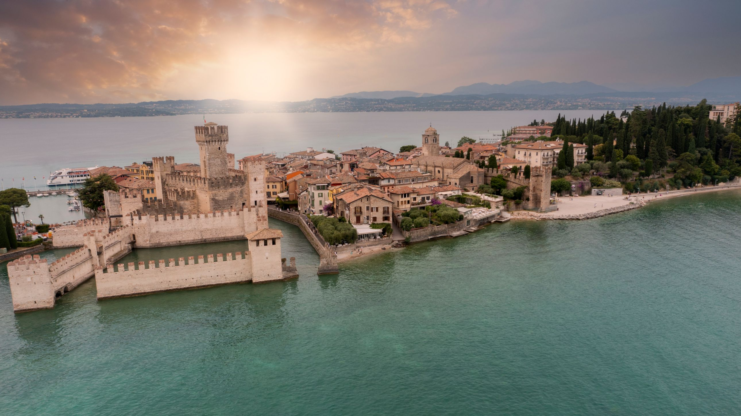 You are currently viewing 20 Towns in Italy for Some Small-Scale Dolce Vita – Condé Nast Traveler