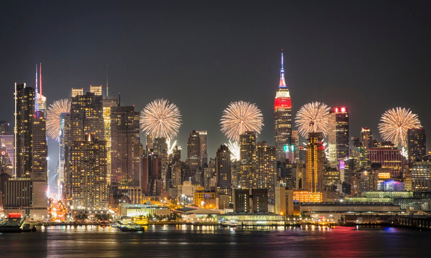 Read more about the article The Cheapest U.S. Cities for a July 4th Getaway in 2025 – NerdWallet