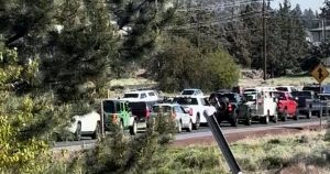 Read more about the article Crashes on Highway 97 cause traffic delays at start of holiday travel weekend – Central Oregon Daily