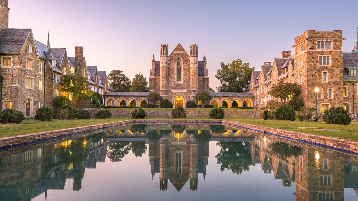 Read more about the article This Georgia college ranks No. 2 on Travel + Leisure's 25 most beautiful college campuses