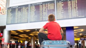Read more about the article Best time of day to fly to avoid delays and cancellations revealed – and how 'two hour rule' is key to dodging drama – The US Sun