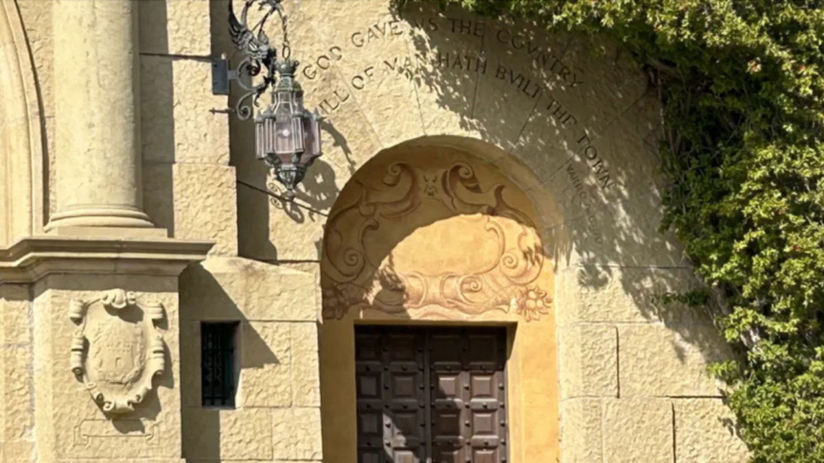 Read more about the article Tourists are Traveling for Weather, Hospitality and Architecture this Summer – News Channel 3-12