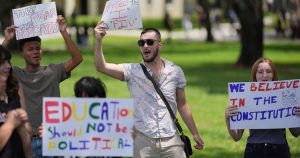 Read more about the article Amid visa crackdown, foreign students in California and beyond reconsider summer travel – Los Angeles Times