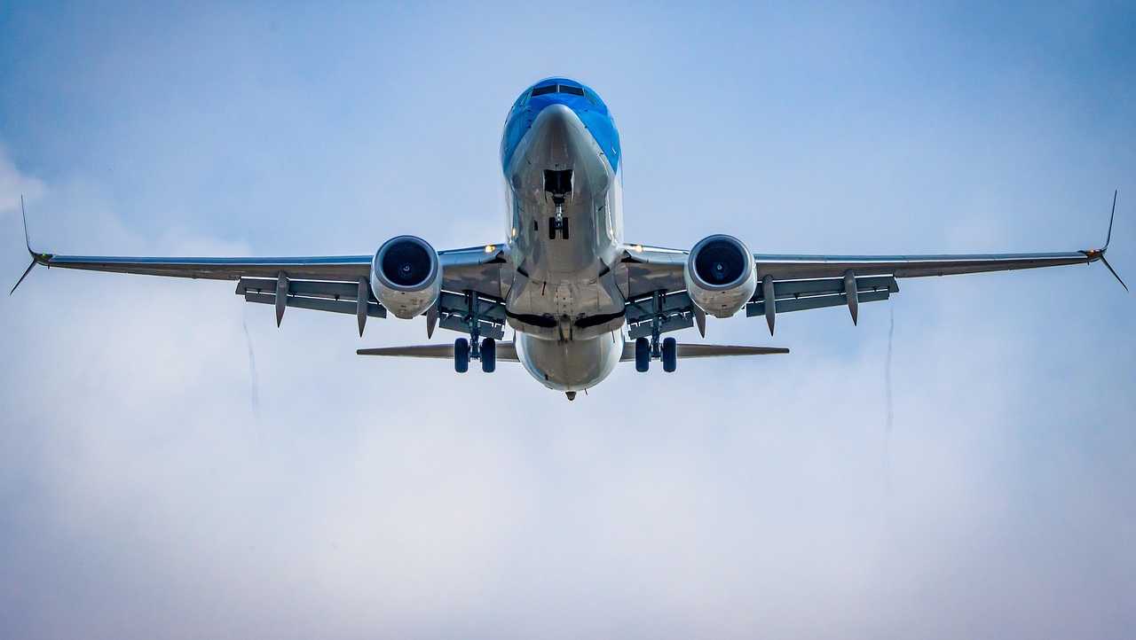 You are currently viewing FAA sets up higher airspace in Jacksonville to decrease delays ahead of high summer travel – WPBF