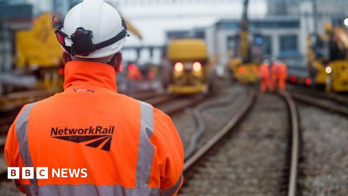You are currently viewing Severn Tunnel closed for works as train services reduced – BBC