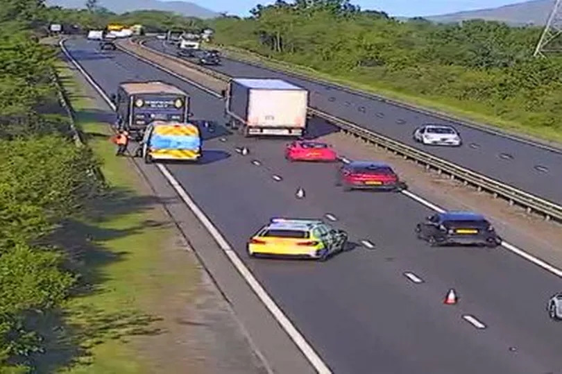 You are currently viewing Edinburgh city bypass breakdown triggers rush hour delays – Yahoo News UK