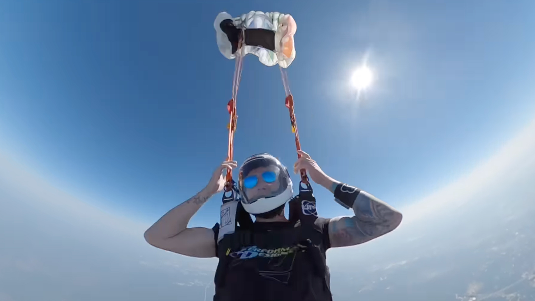 You are currently viewing Tip Tuesday: Preventing Hard Openings – Skydivemag