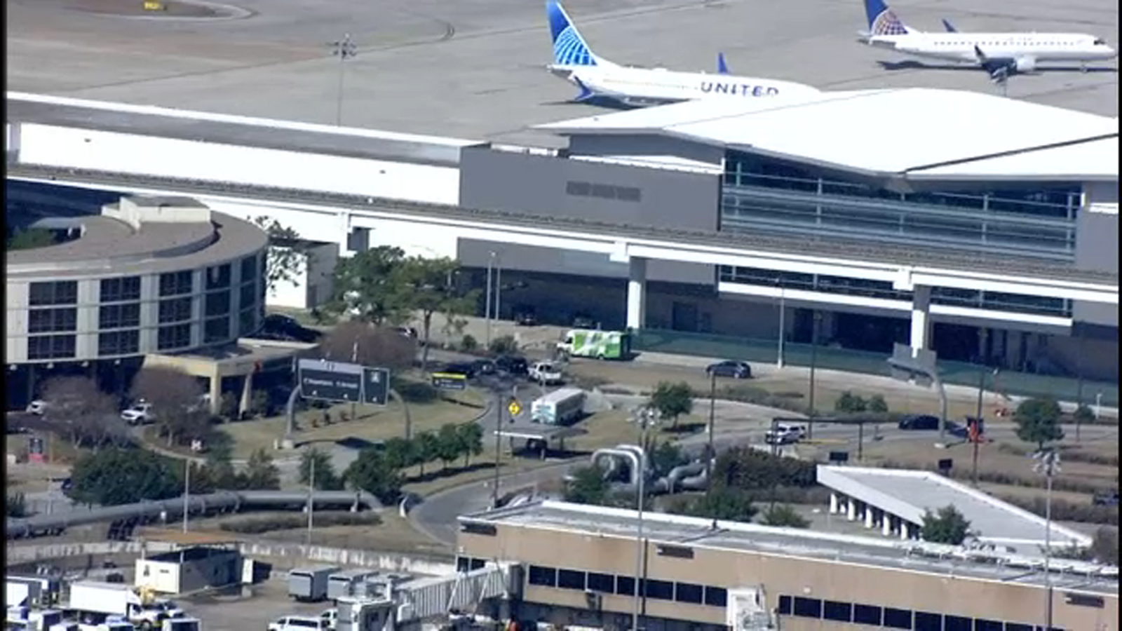 You are currently viewing Departures delayed at George Bush Intercontinental Airport due to thunderstorms, according to FAA – ABC13 Houston