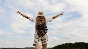 Read more about the article Heatwave Alert: 6 Tips and Tricks For Women Before Their Next Summer Trip – HerZindagi