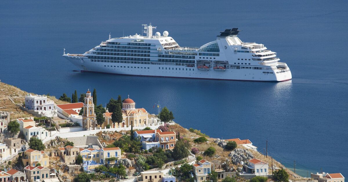 Read more about the article Cruise passengers urged to check tickets now for 1 common issue – Daily Express