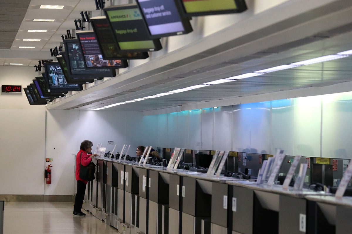 You are currently viewing Is UK airport closed today – after flights suspended – NationalWorld