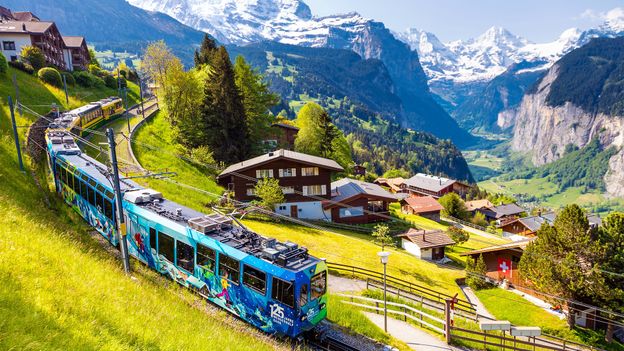 You are currently viewing Can Europe beat the overtourism crisis? – BBC