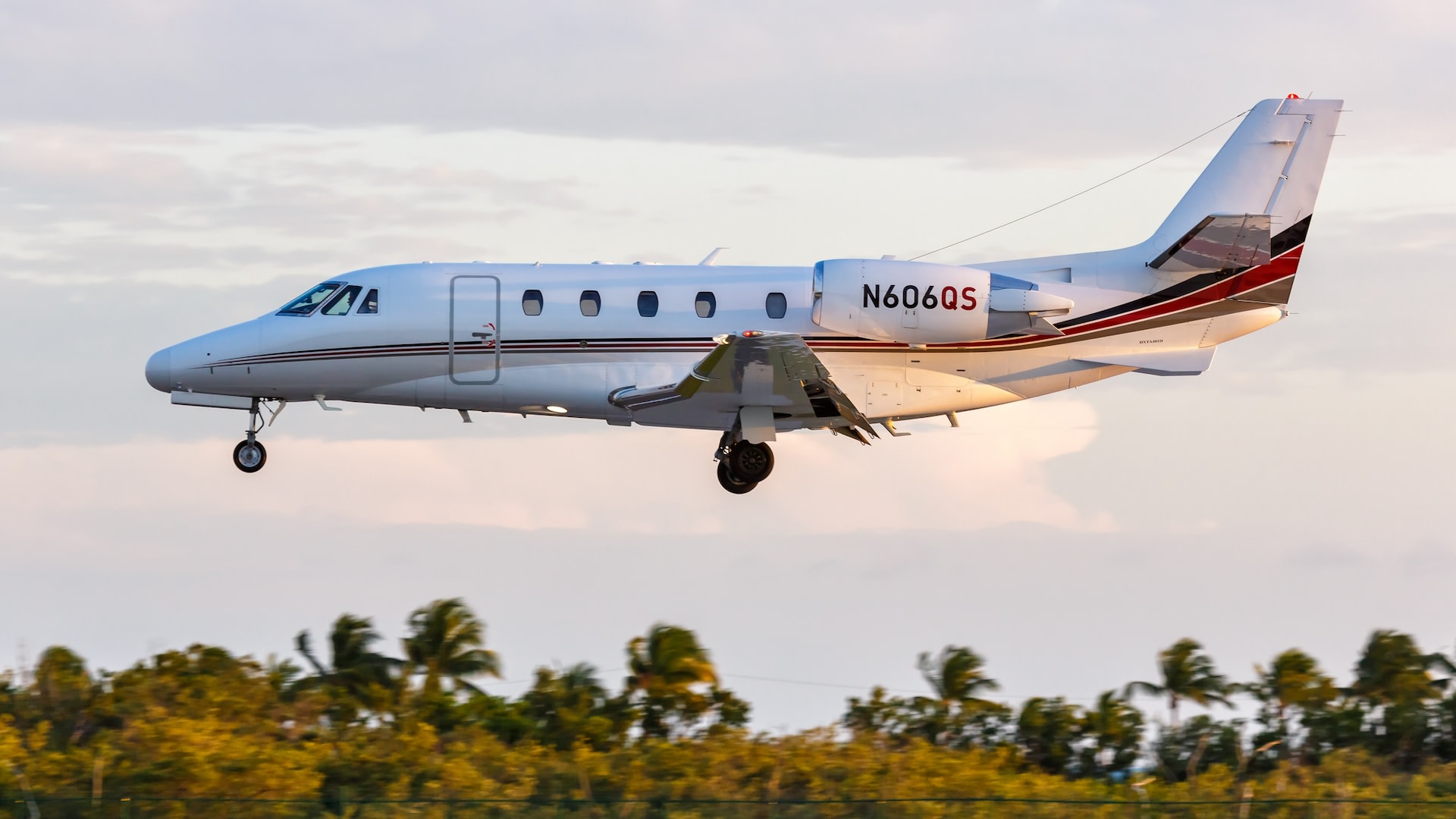 You are currently viewing Florida Gov. Ron DeSantis sparks backlash after details of recent travel go public: 'Spends more time in flight than a fly' – The Cool Down