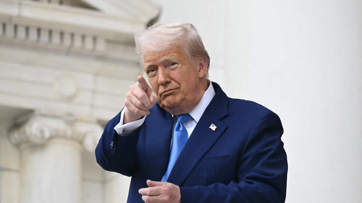 You are currently viewing President Trump Bans Travel From 12 Countries In Wake Of Colorado Attack – NewsRadio 740 KTRH