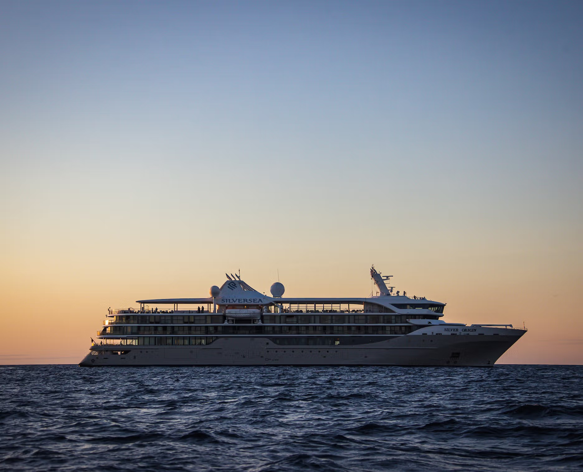 You are currently viewing Silversea adds charter flights for Galapagos sailings – travelnews.co.za