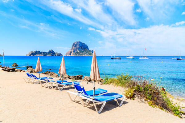 You are currently viewing Spain, Turkey, Greece, France, USA And Austria Rank Highest For Catching Brits Off Guard Without Cash—Avoid Unexpected Travel Disruptions This Summer – Travel And Tour World