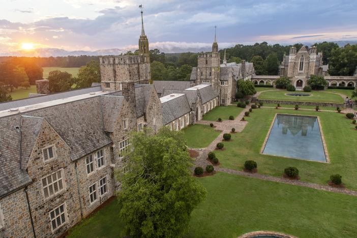 You are currently viewing Travel + Leisure mag names 2 Georgia schools among 'Most Beautiful College Campuses'