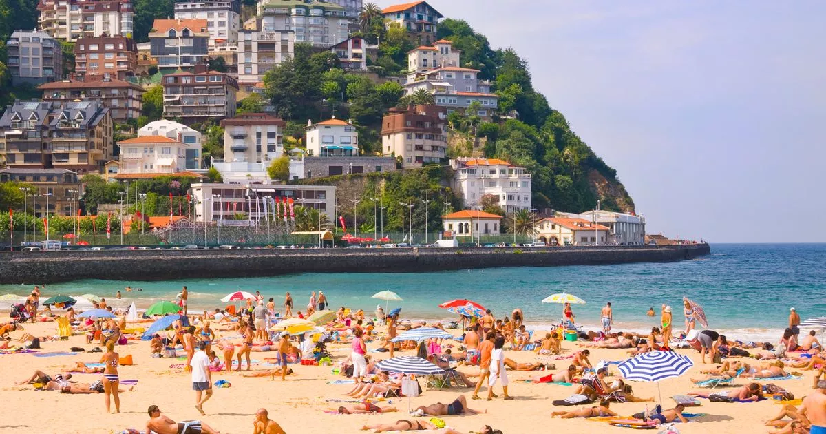 You are currently viewing Spain travel warning for Brit as little-known rule could land them £520 fine – The Mirror