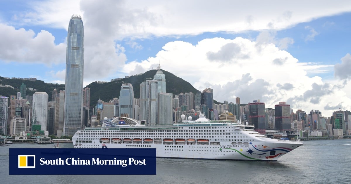 You are currently viewing Stunning sunrises, sea goddesses on Star Cruises’ Hong Kong comeback voyage
