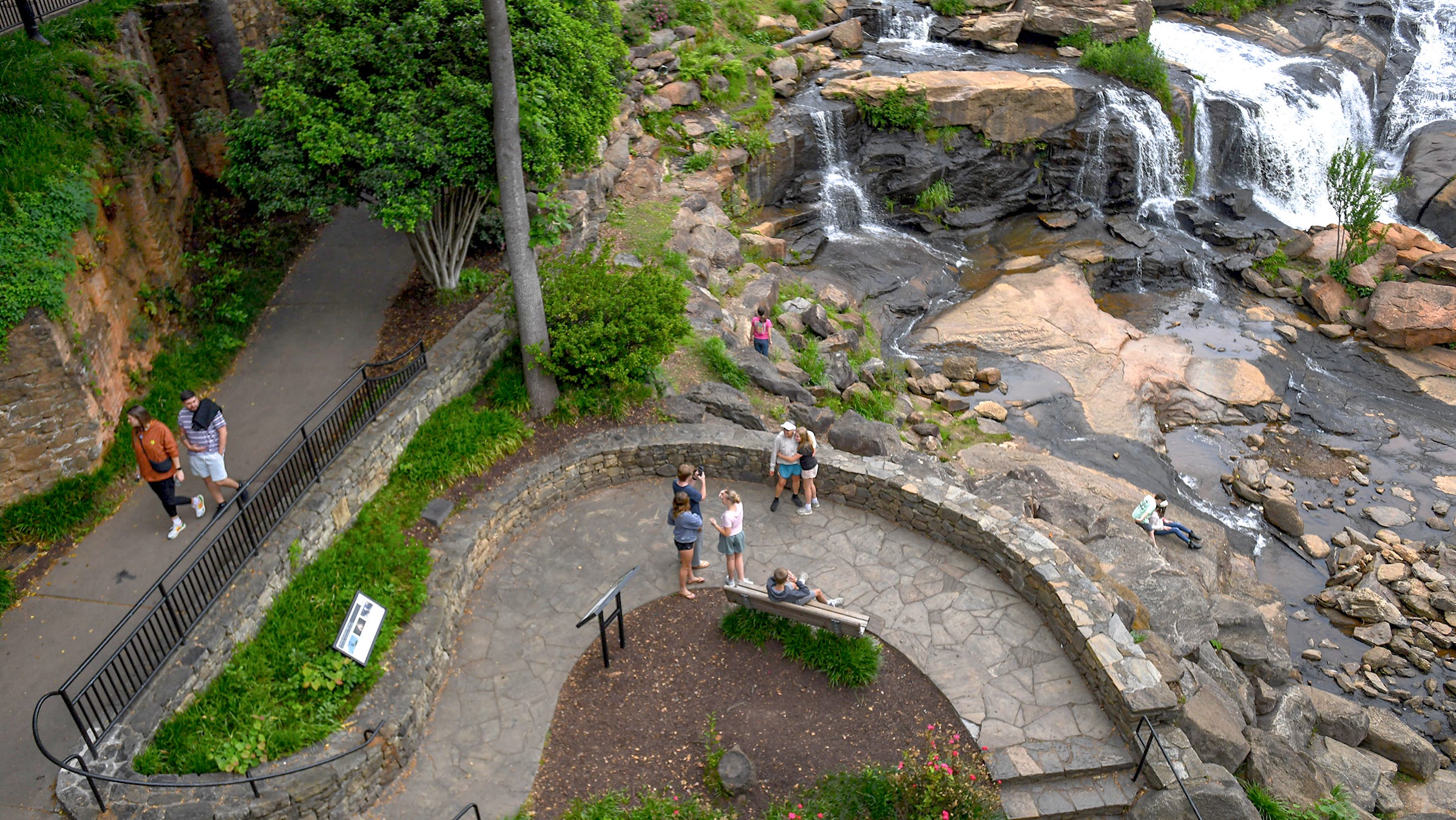You are currently viewing Charleston no longer Travel + Leisure's top destination. But an Upstate city joins top 10