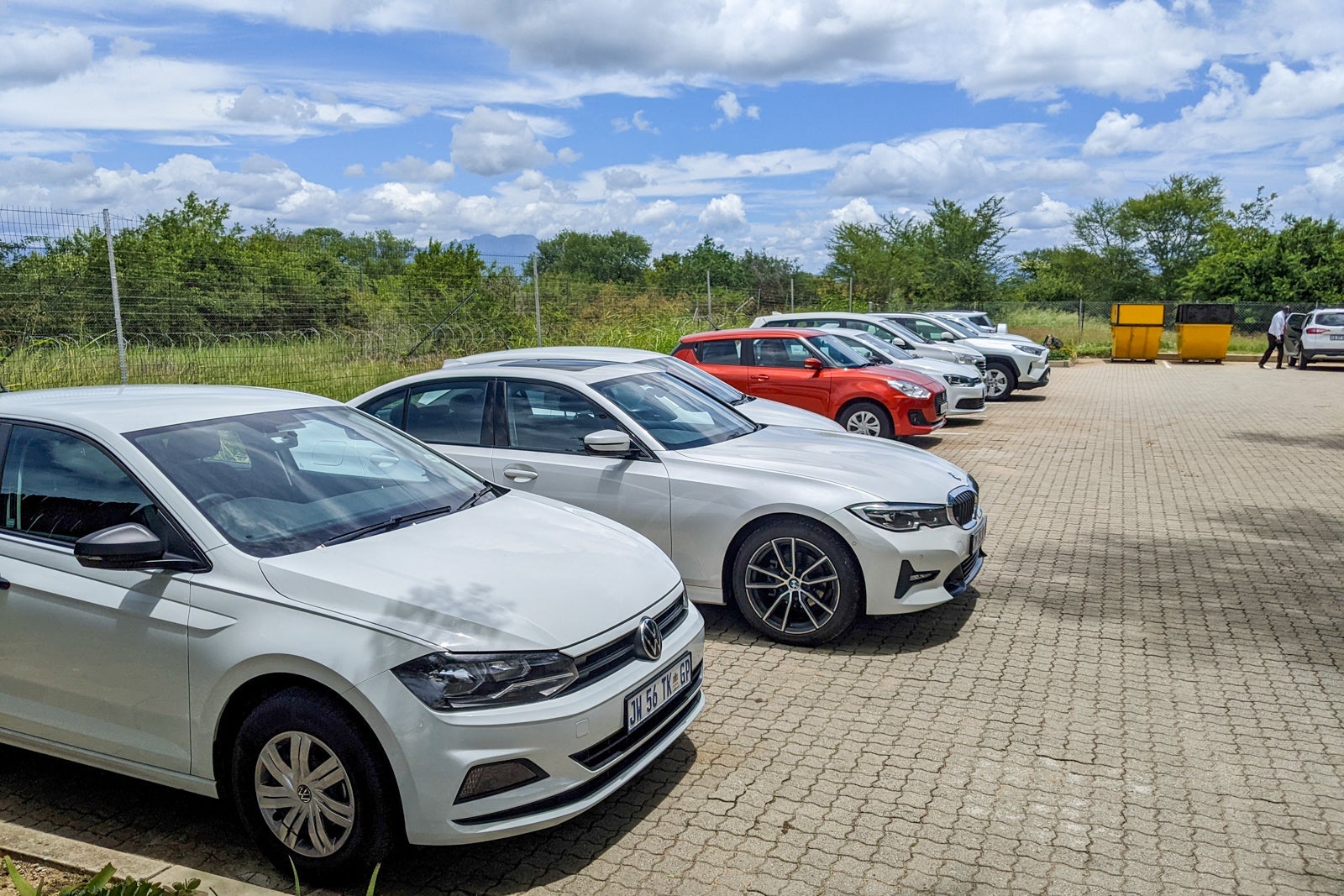 You are currently viewing Tips to help you save money on a rental car: How to never pay full price – The Points Guy
