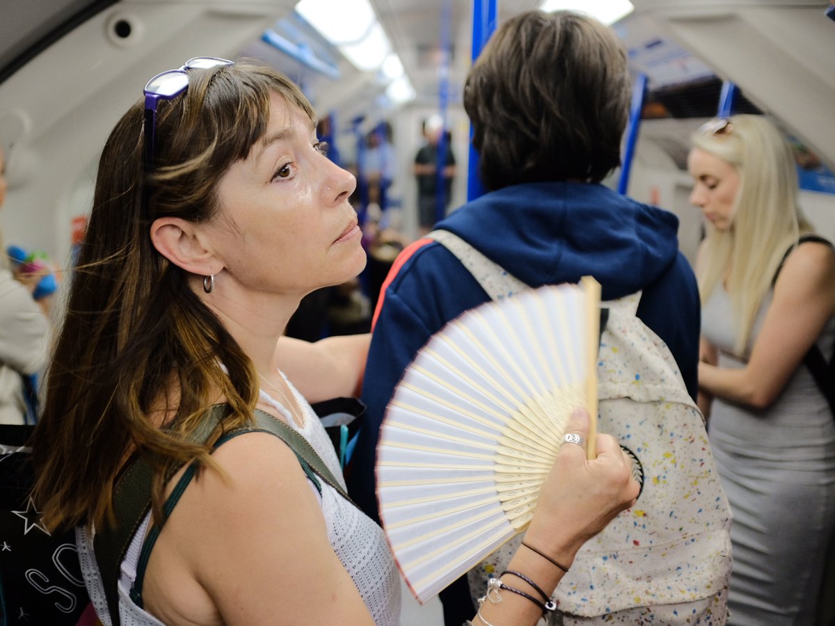 You are currently viewing London travel news LIVE: Delays on the Elizabeth and Northern lines – London Evening Standard
