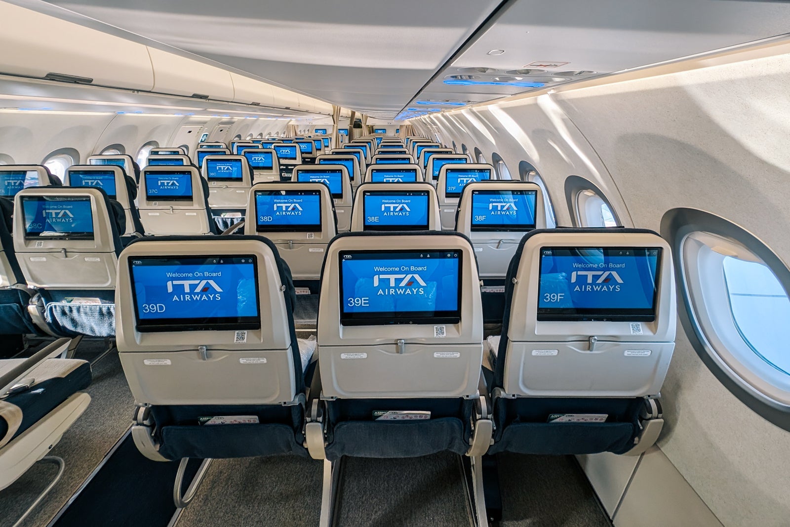 You are currently viewing What is ITA Airways? Your guide to flying Italy's national airline – The Points Guy