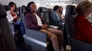 Read more about the article American Airlines Expands Premium Economy to JFK–LAX Route – Travel Agent Central