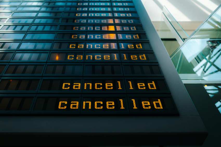 You are currently viewing Philadelphia Airport Ground Stop Amid Severe Weather, Similar Events at Denver, Houston, and Charlotte This Month – What Does This Mean for Travelers? – Travel And Tour World