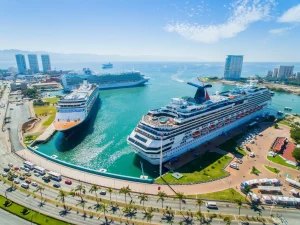 Read more about the article Mexico Cruise Tourism Soars as Passenger Arrivals Hit 5.6 Million in 2025 – FTN news