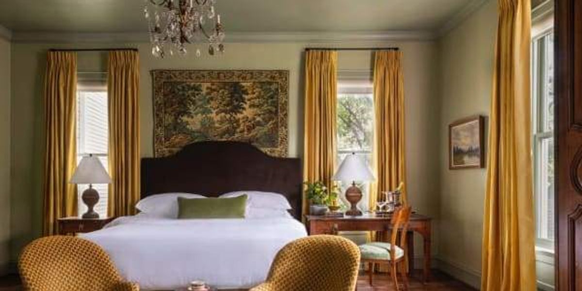 You are currently viewing Houston influencer opens an antiques-filled boutique hotel in Montrose – CultureMap Houston