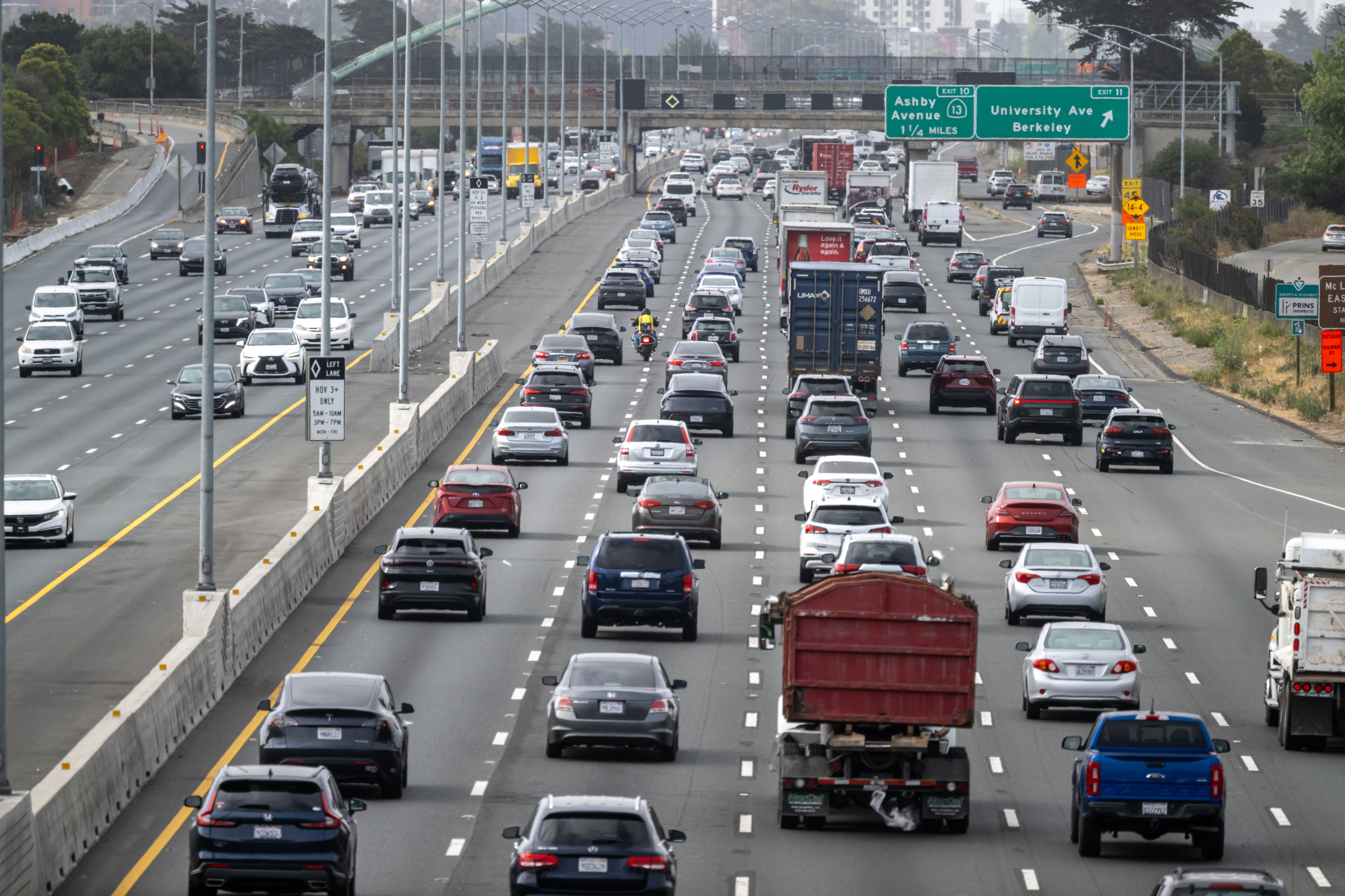Read more about the article Expect heavier Fourth of July traffic. See when and where SoCal travelers will see most congestion – NBC Los Angeles